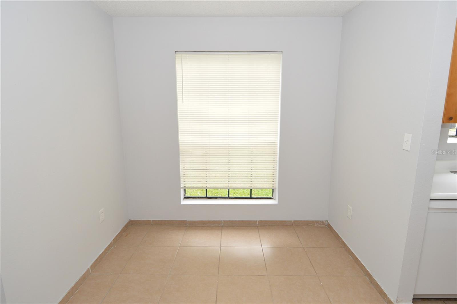 Image 13 of 95 For 8629 Fancy Finch Drive 102
