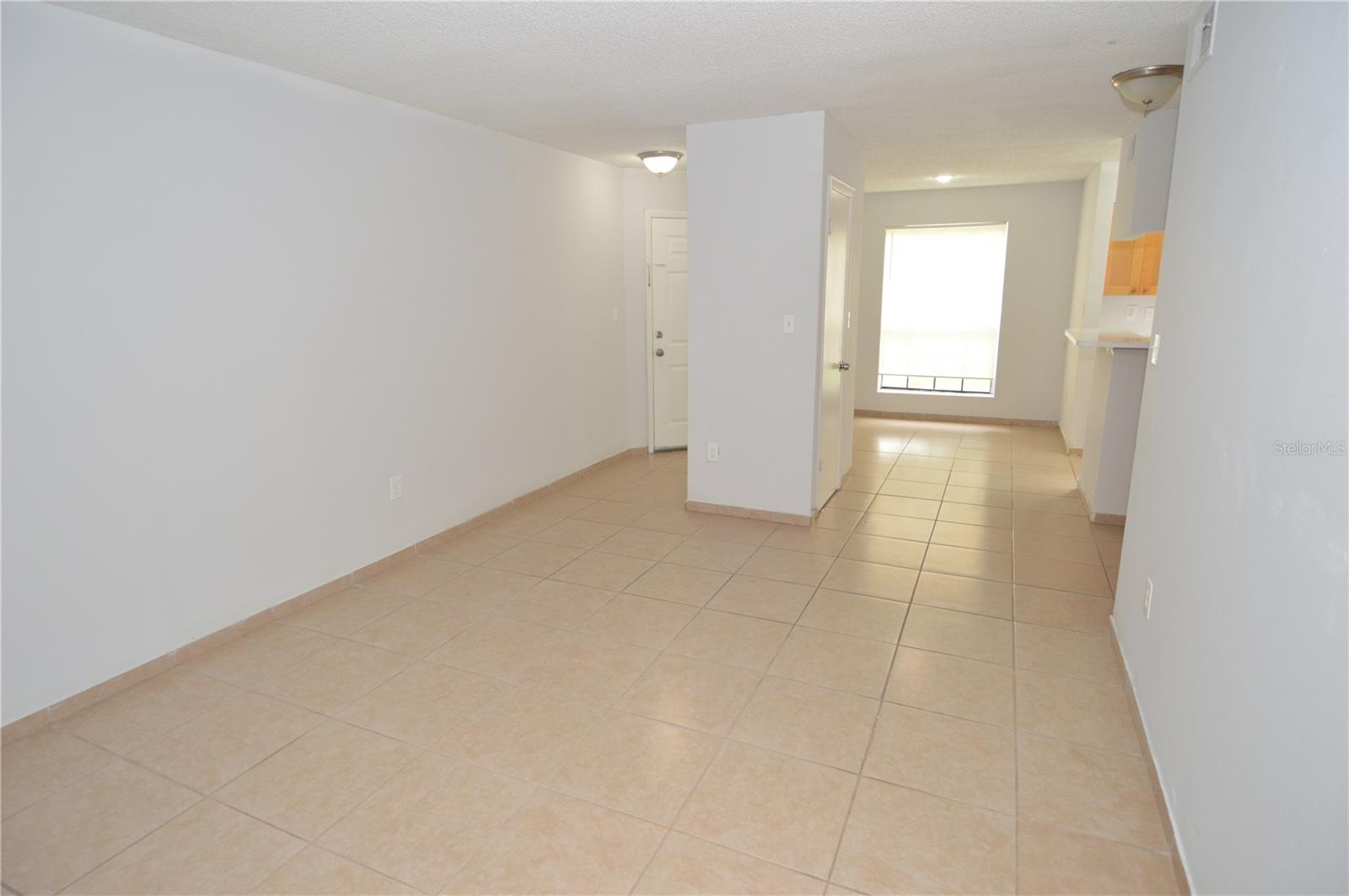 Image 16 of 95 For 8629 Fancy Finch Drive 102
