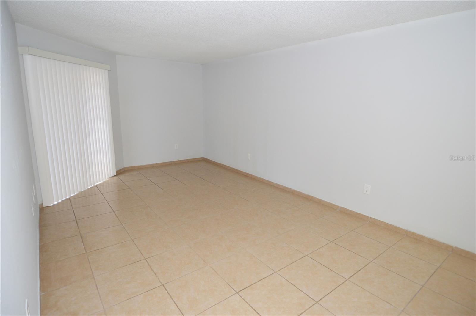 Image 18 of 95 For 8629 Fancy Finch Drive 102