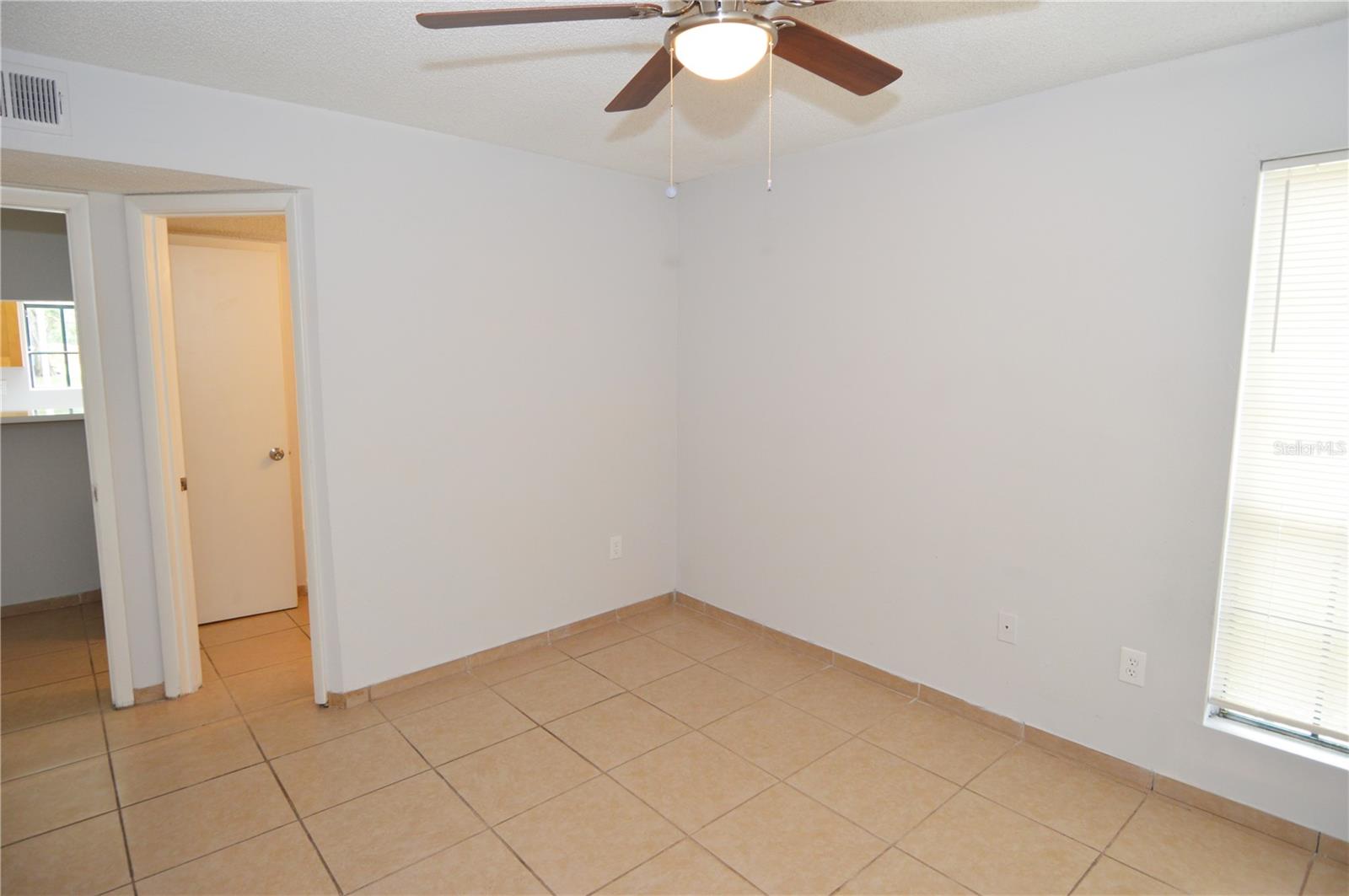 Image 39 of 95 For 8629 Fancy Finch Drive 102