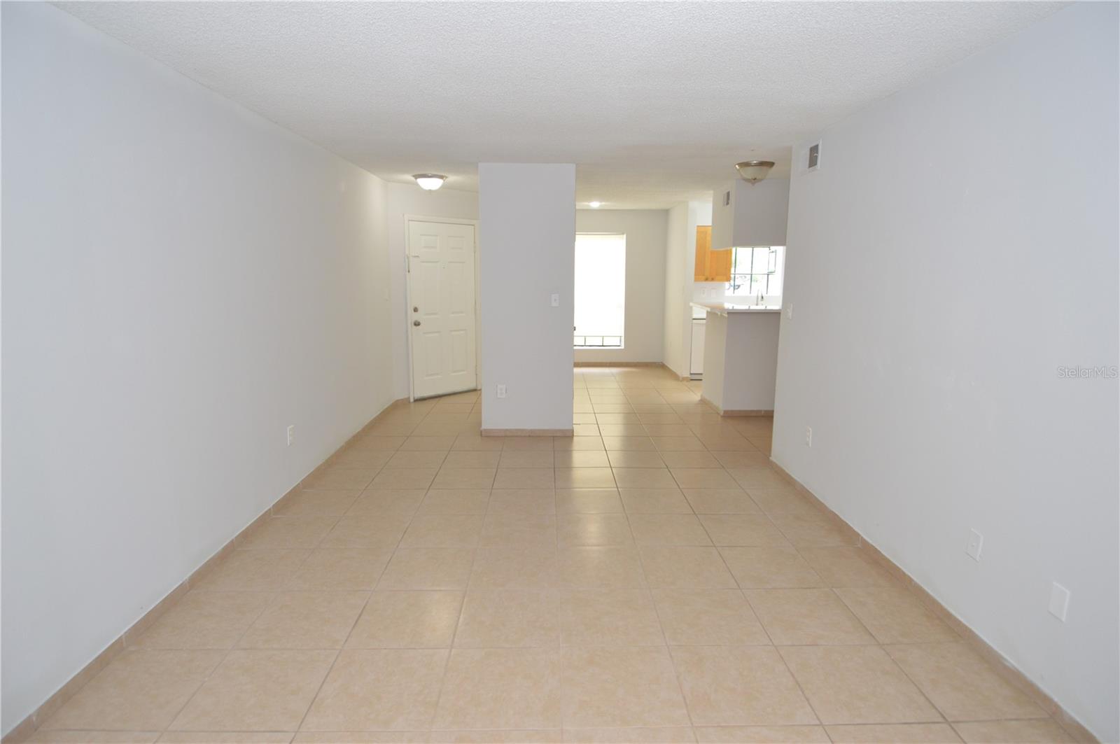 Image 4 of 95 For 8629 Fancy Finch Drive 102