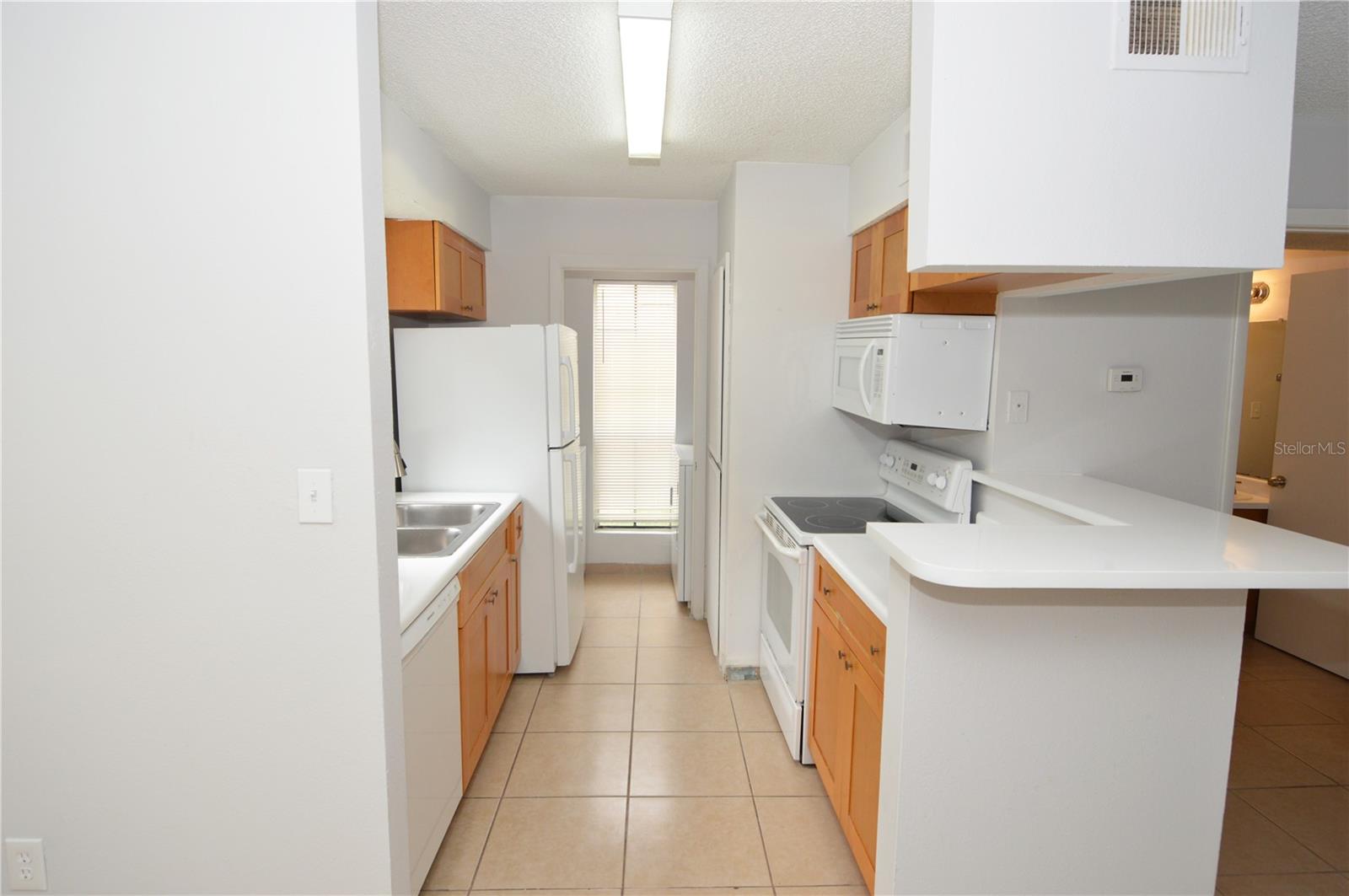 Image 7 of 95 For 8629 Fancy Finch Drive 102