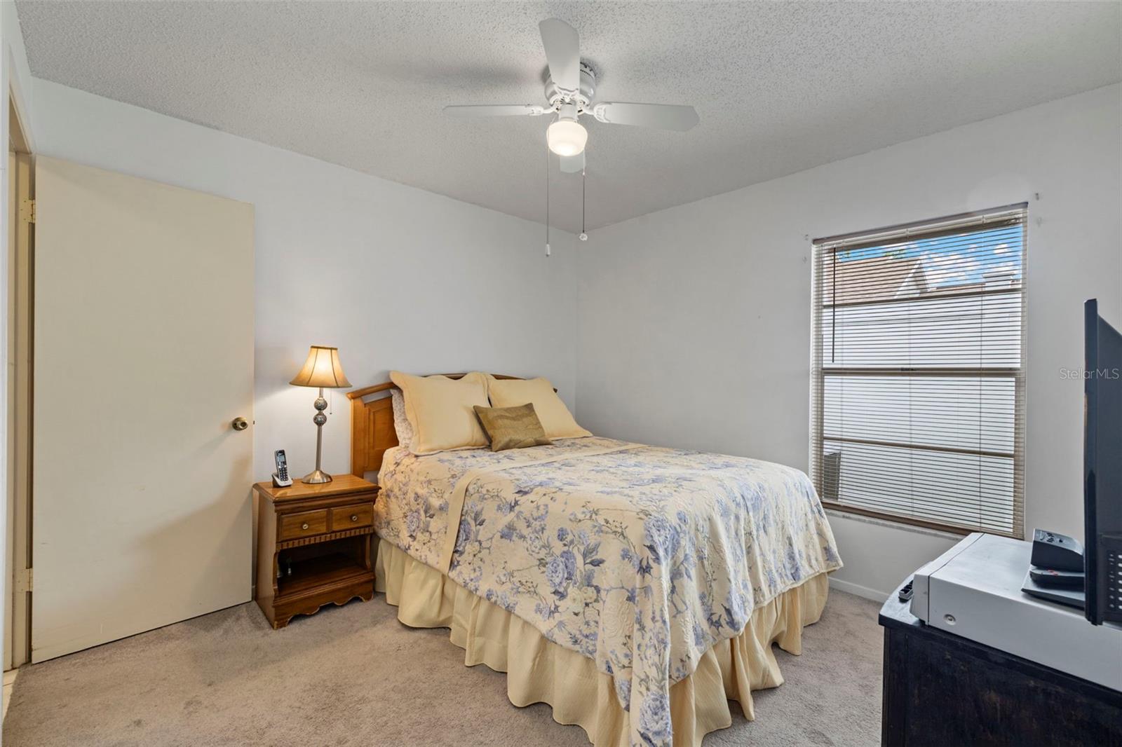Image 21 of 44 For 11815 Hickorynut Drive