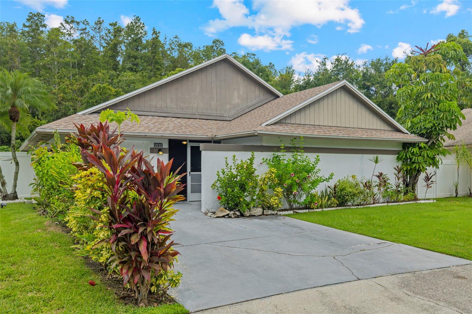 Image 3 of 44 For 11815 Hickorynut Drive