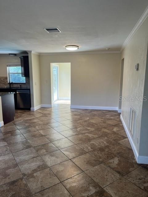 Image 3 of 16 For 11614 82nd Terrace