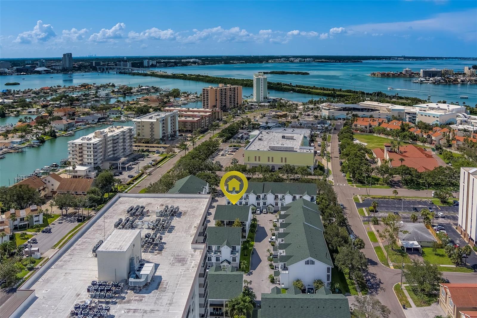 Image 83 of 94 For 320 Island Way 402
