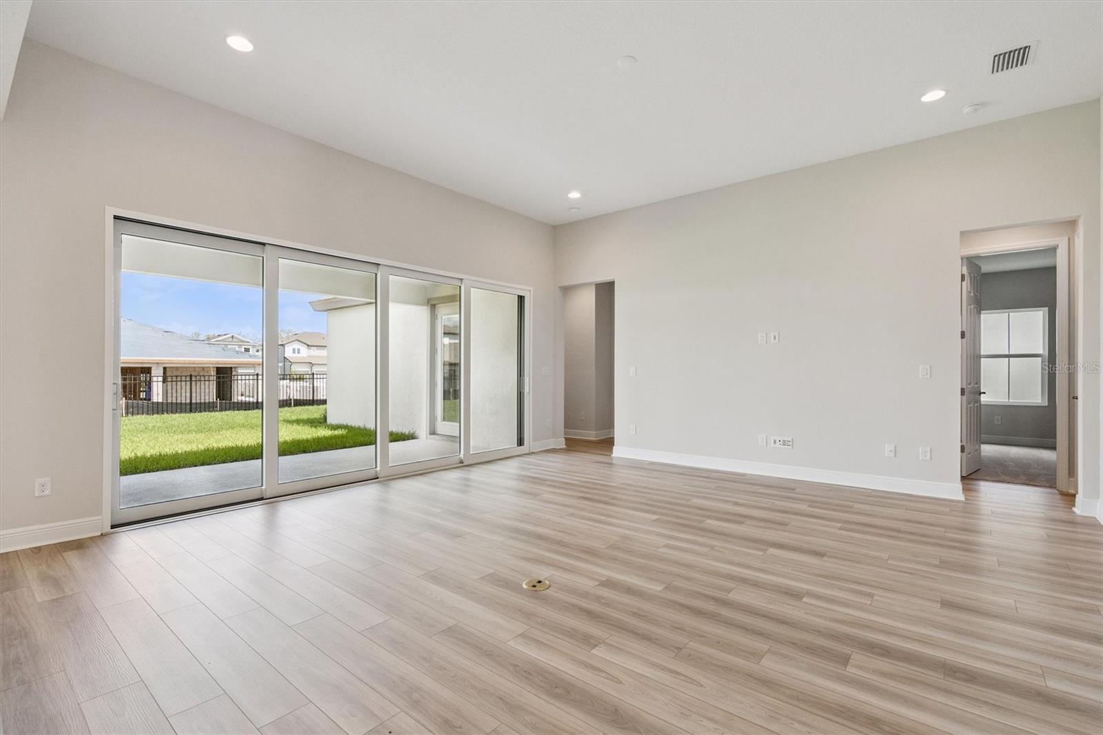 Image 14 of 28 For 5286 Wolf Creek Drive