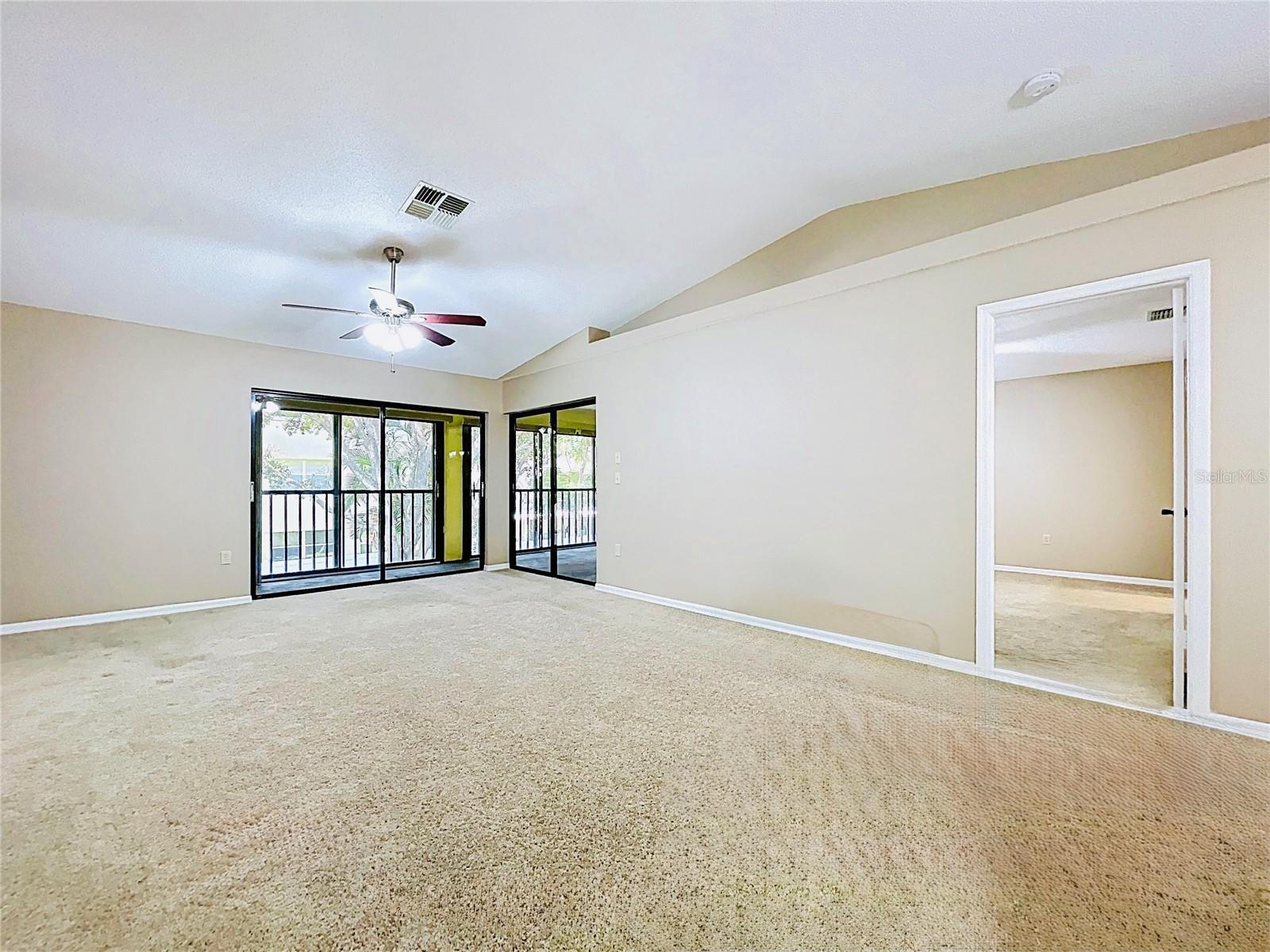 Image 30 of 69 For 2020 Lakeview Drive 203