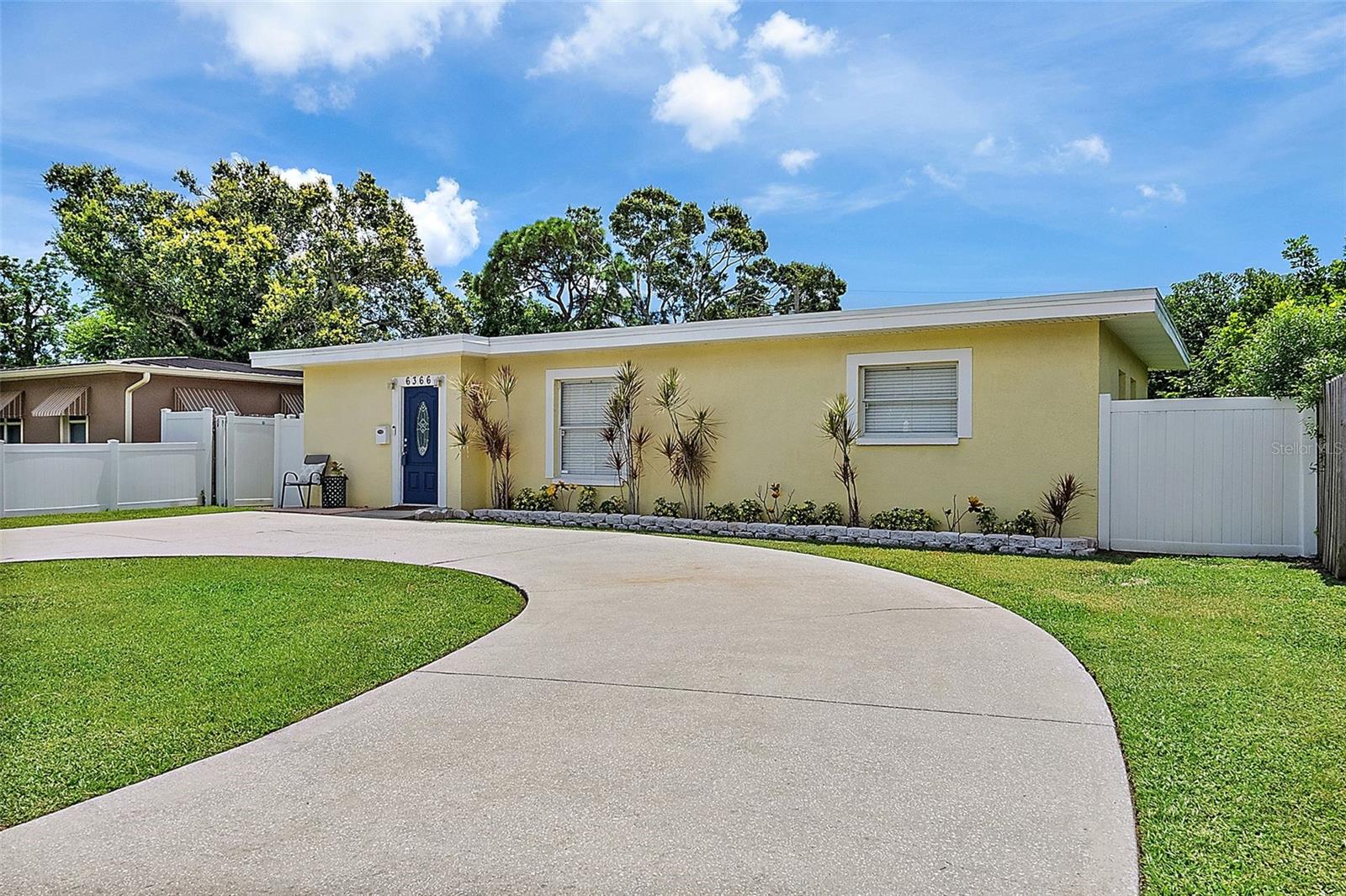 Details for 6366 38th Avenue N, ST PETERSBURG, FL 33710