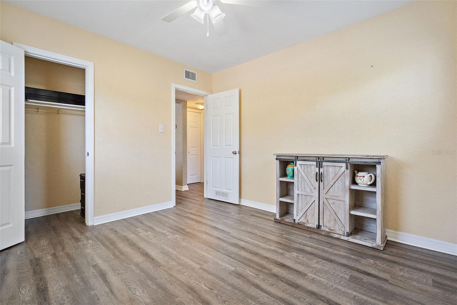 Image 16 of 24 For 6366 38th Avenue N