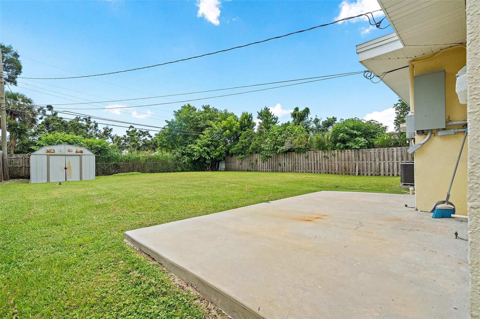 Image 21 of 24 For 6366 38th Avenue N