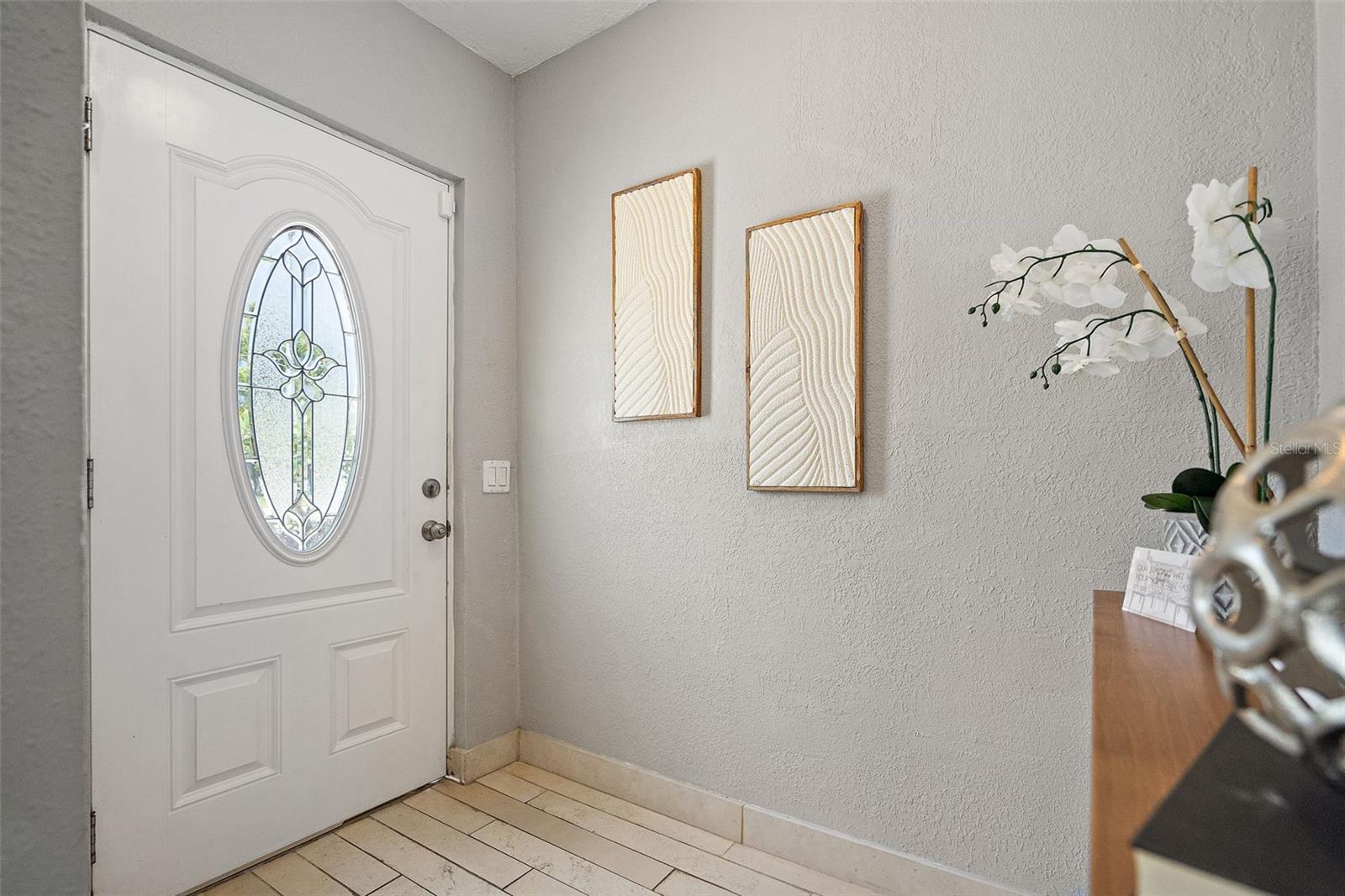 Image 3 of 24 For 6366 38th Avenue N