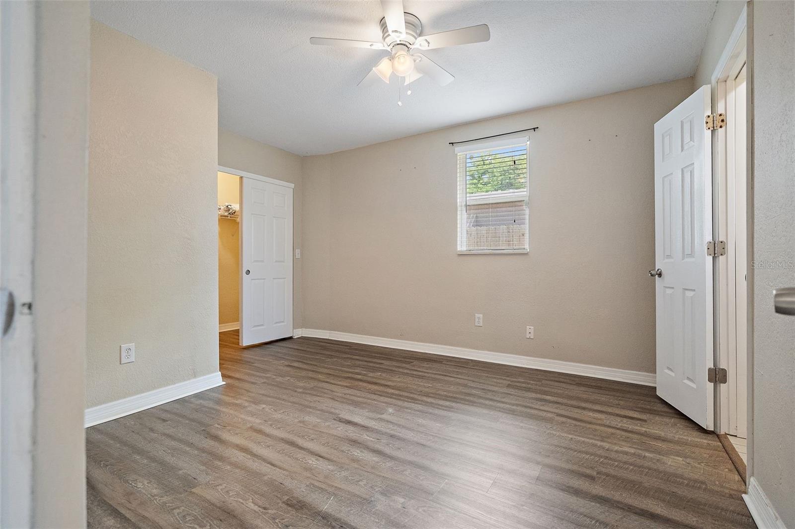 Image 9 of 24 For 6366 38th Avenue N