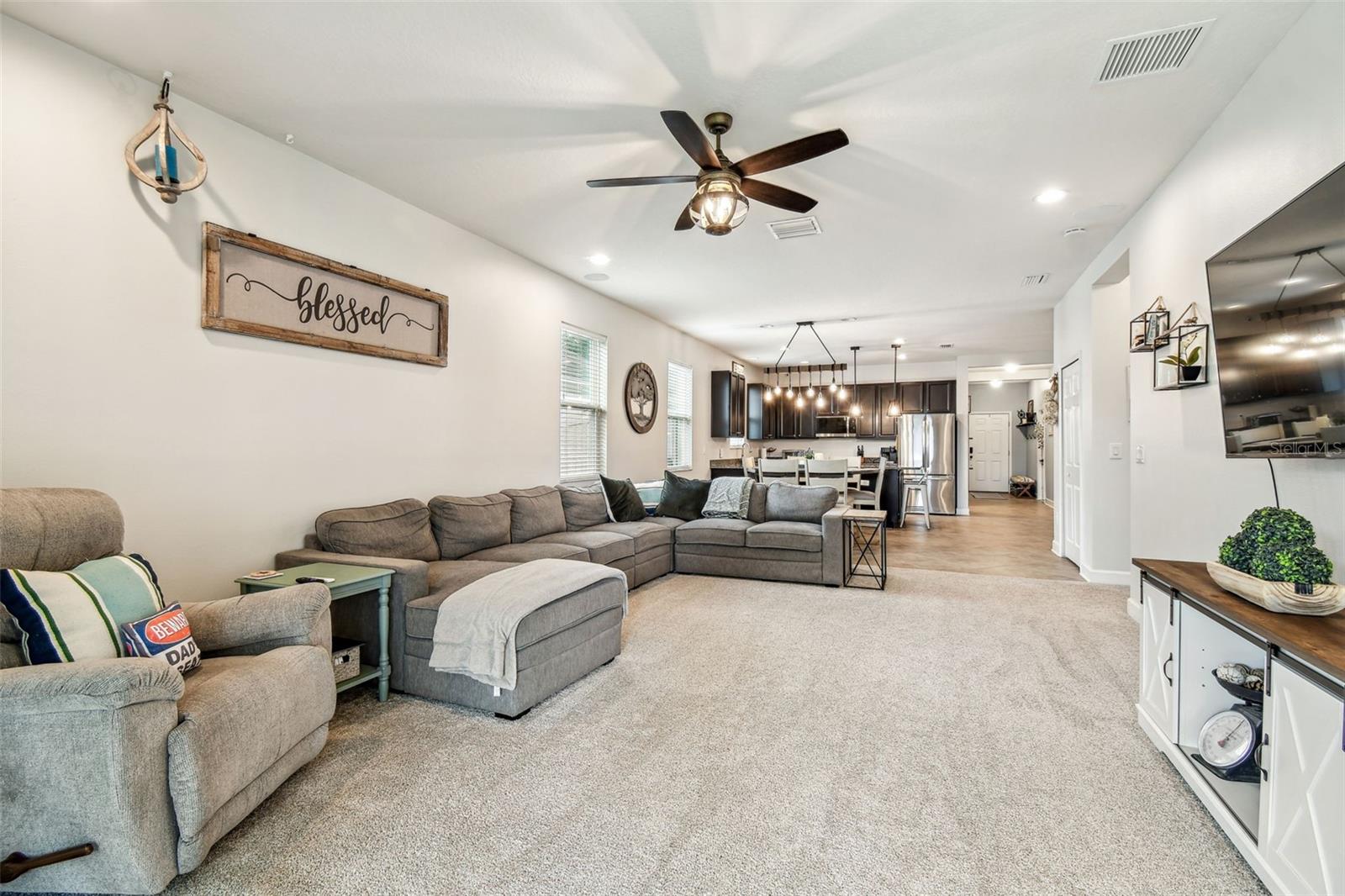 Image 21 of 100 For 8228 Sunlit Horizon Lane