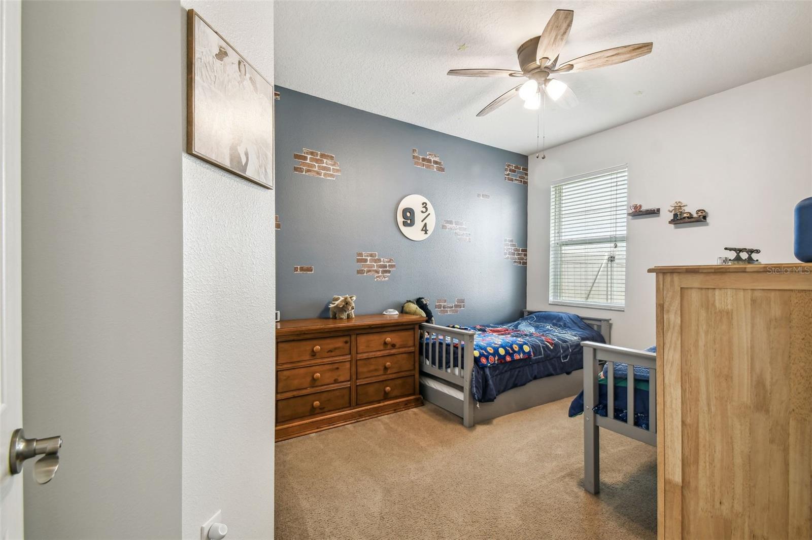 Image 28 of 100 For 8228 Sunlit Horizon Lane