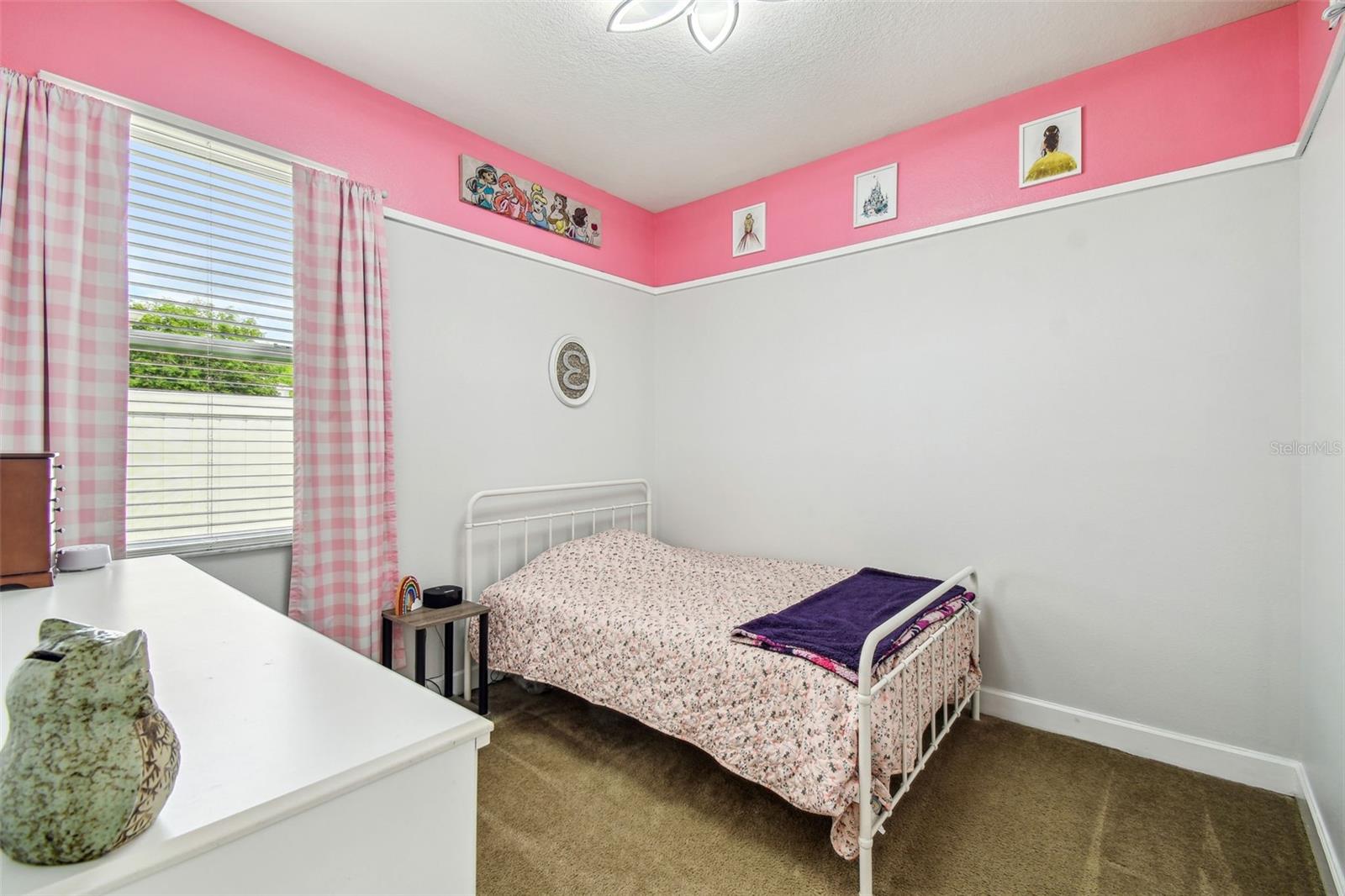 Image 32 of 100 For 8228 Sunlit Horizon Lane