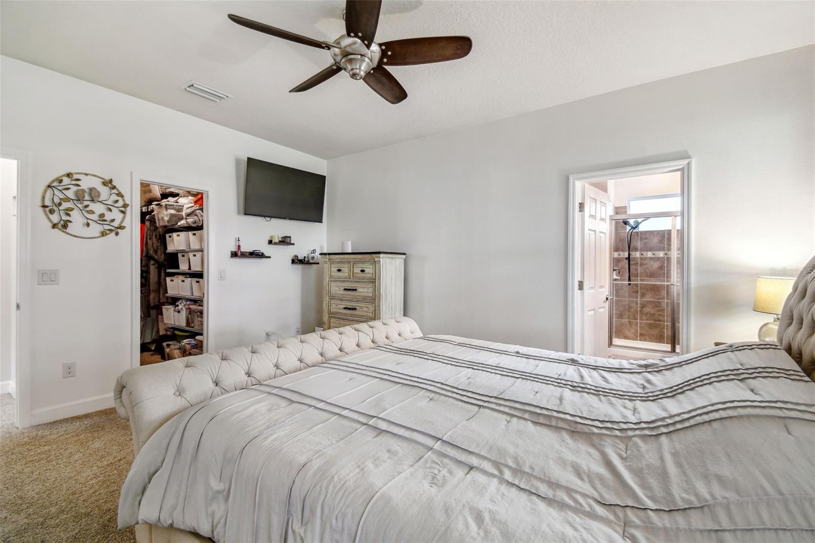 Image 37 of 100 For 8228 Sunlit Horizon Lane