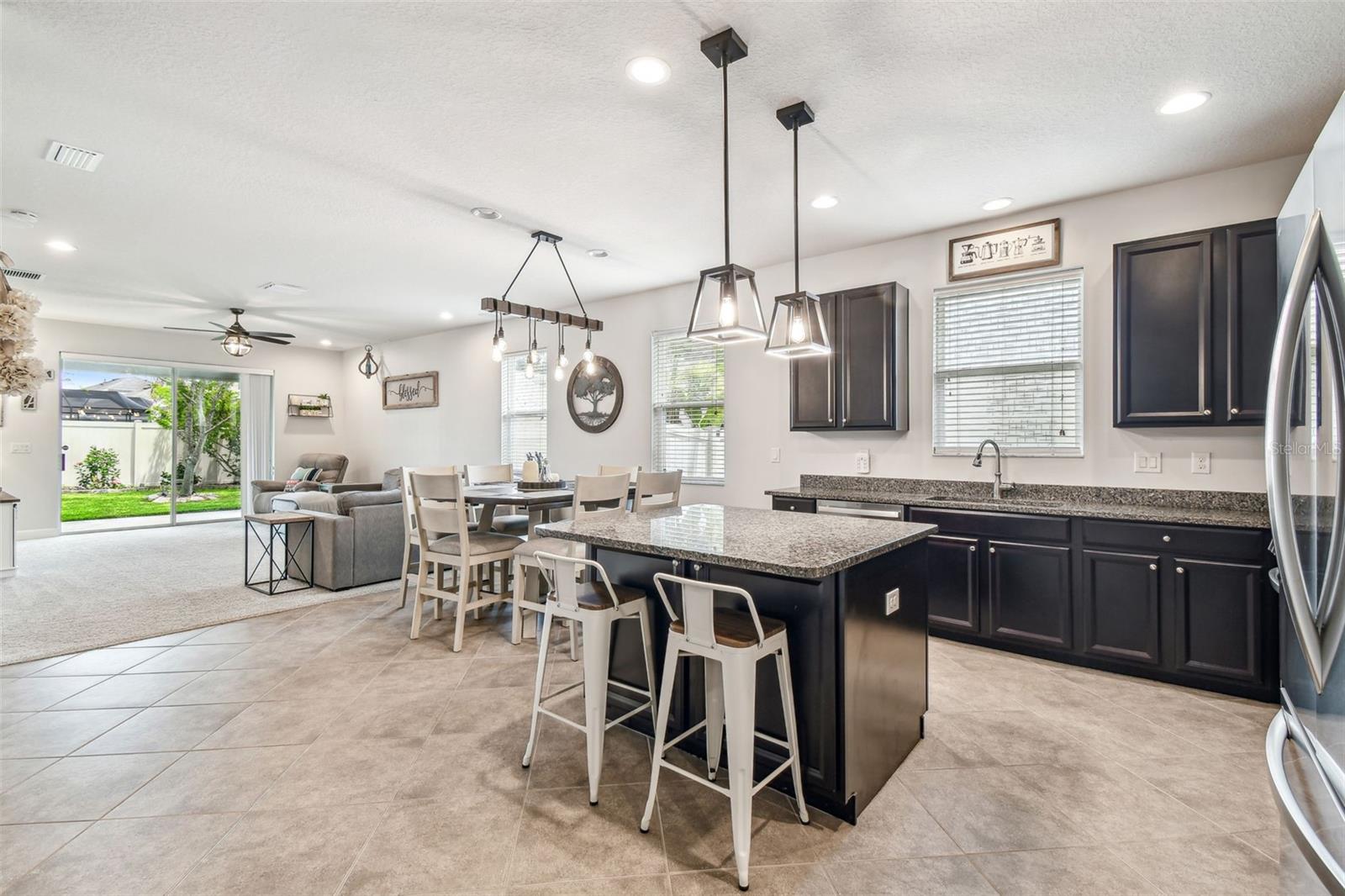 Image 7 of 100 For 8228 Sunlit Horizon Lane