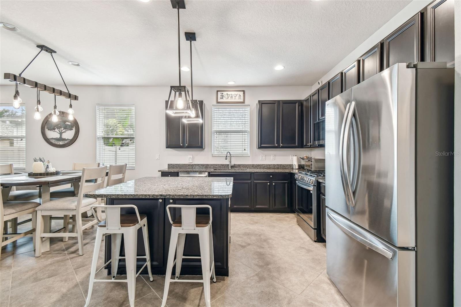 Image 8 of 100 For 8228 Sunlit Horizon Lane