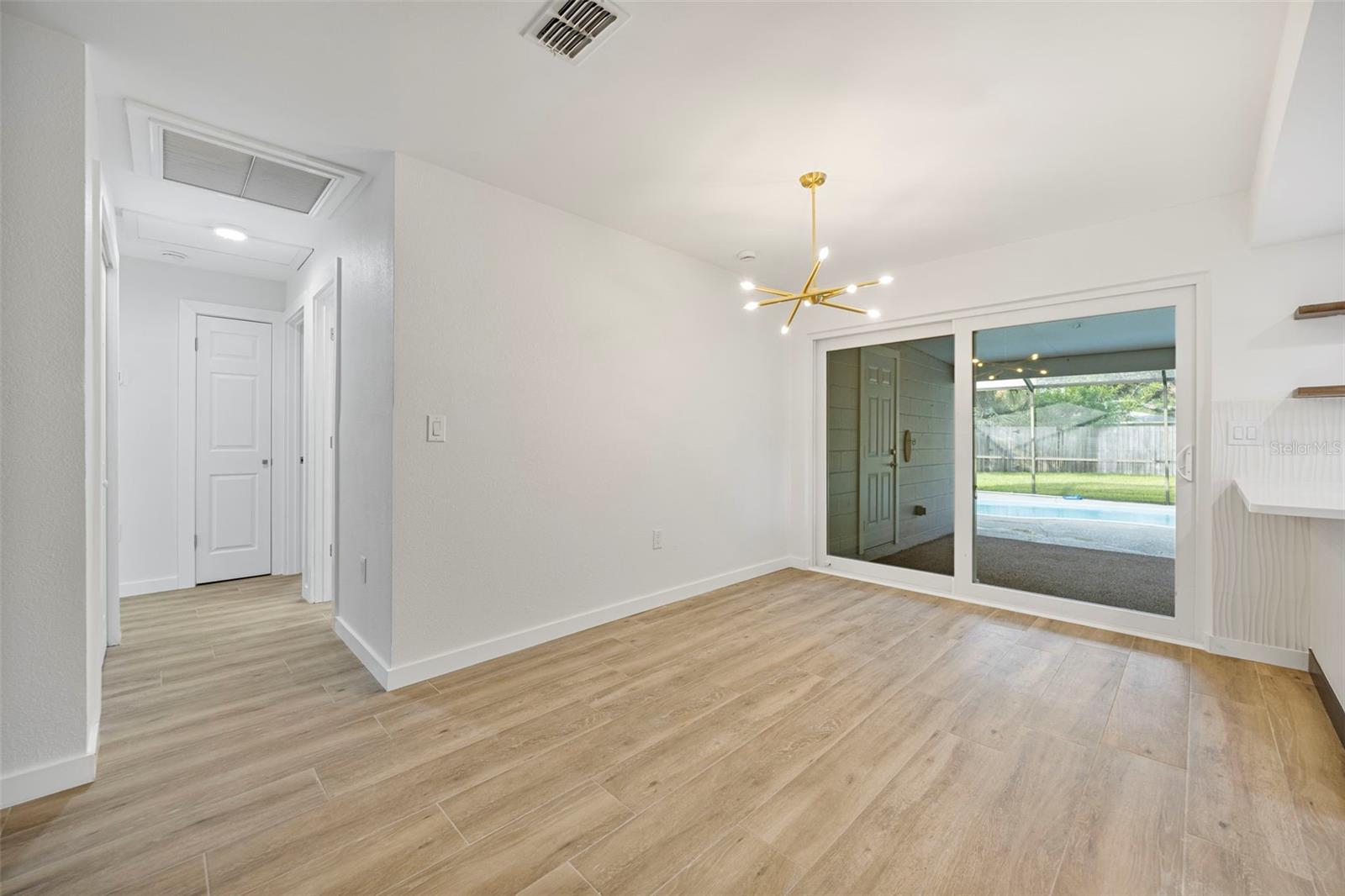 Image 10 of 48 For 3718 Alabama Avenue Ne