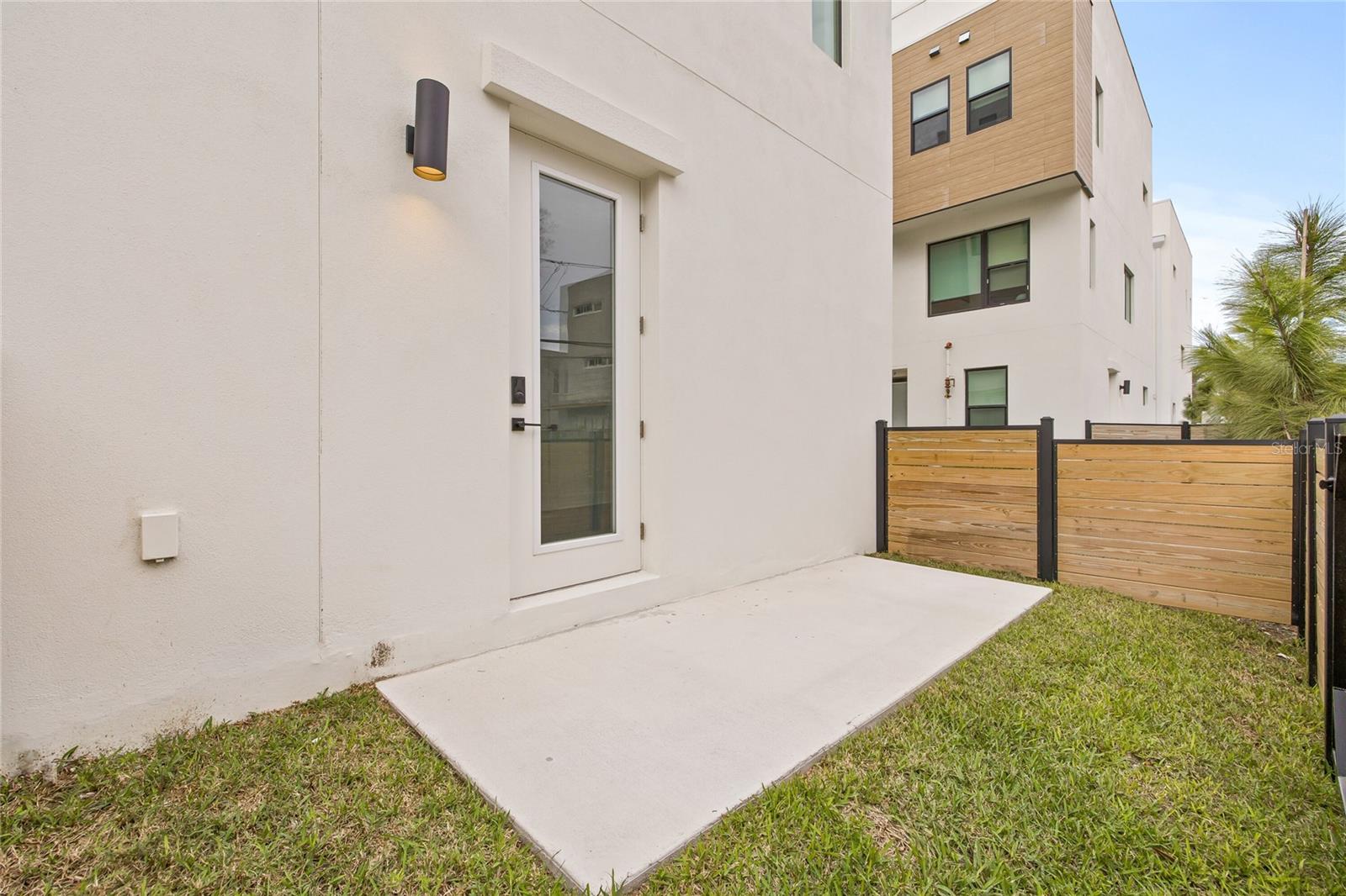 Image 10 of 42 For 323 15th Street N