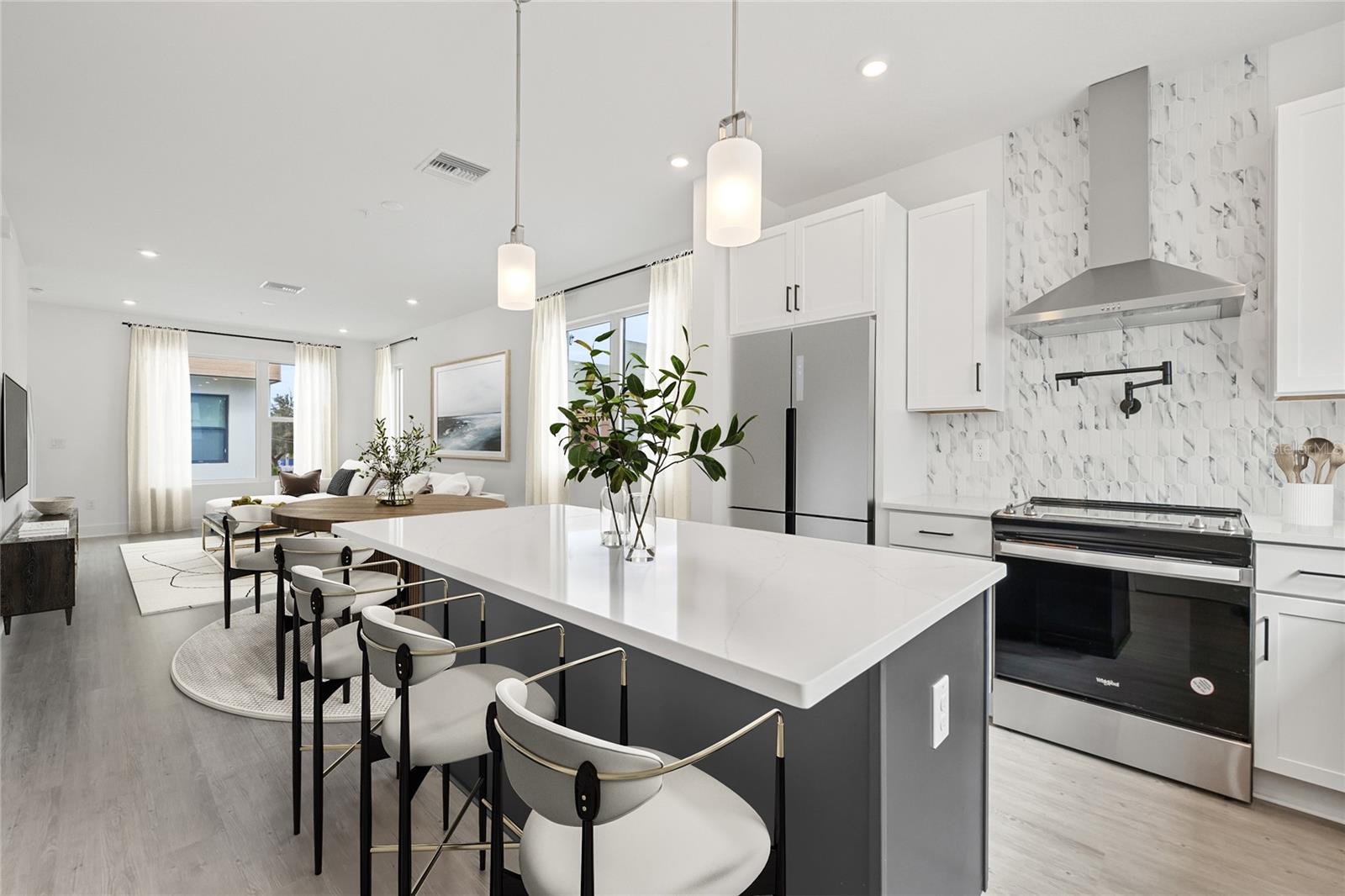 Image 12 of 42 For 323 15th Street N