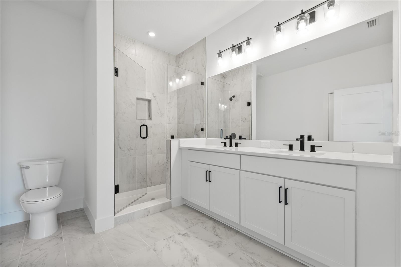 Image 32 of 42 For 323 15th Street N