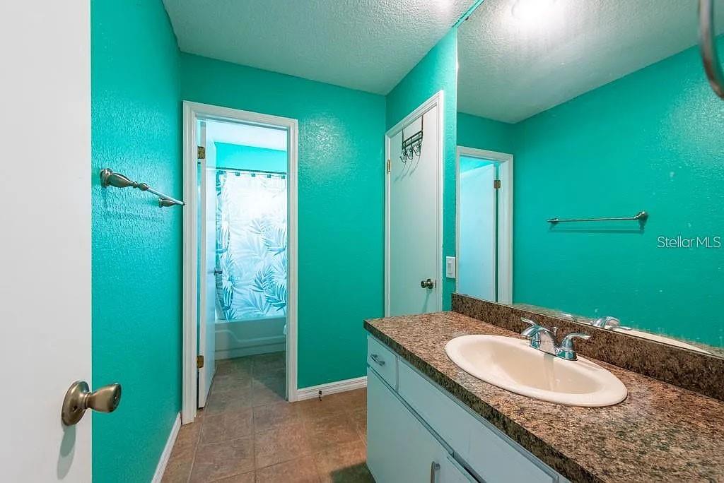 Image 26 of 44 For 9415 Pebble Glen Avenue
