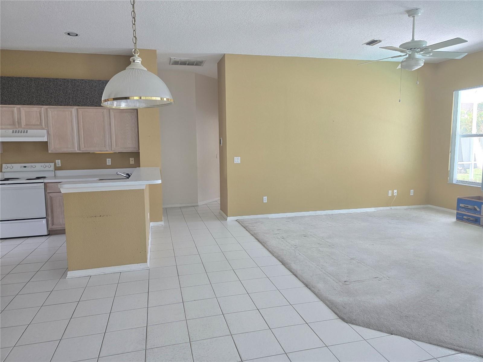 Listing photo id 17 for 13417 Iola Drive