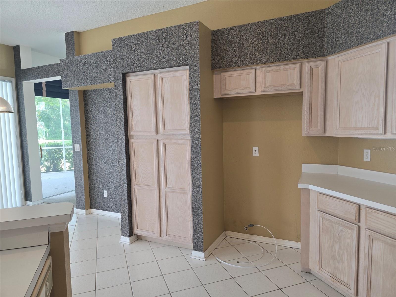 Listing photo id 23 for 13417 Iola Drive
