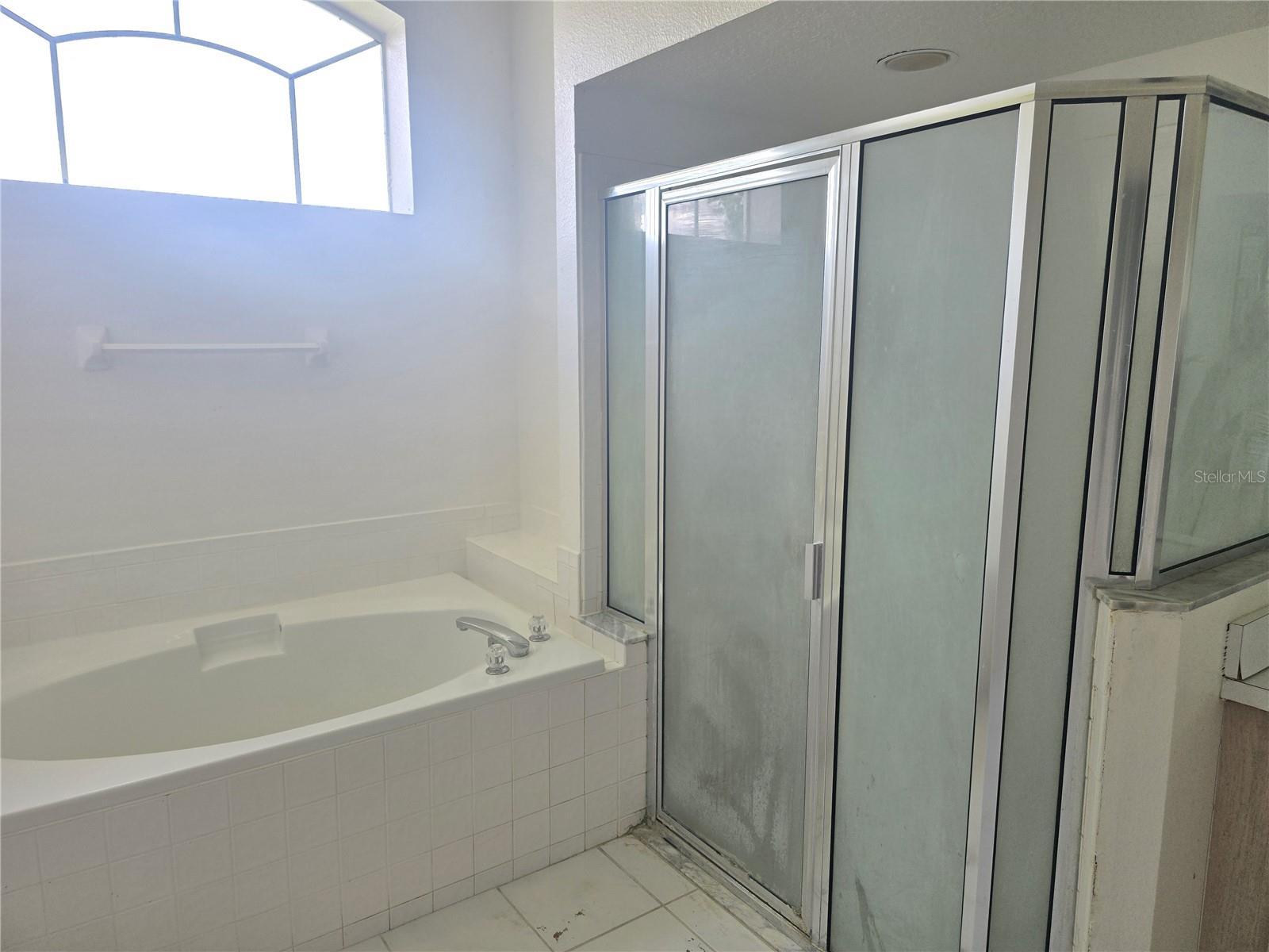 Listing photo id 26 for 13417 Iola Drive