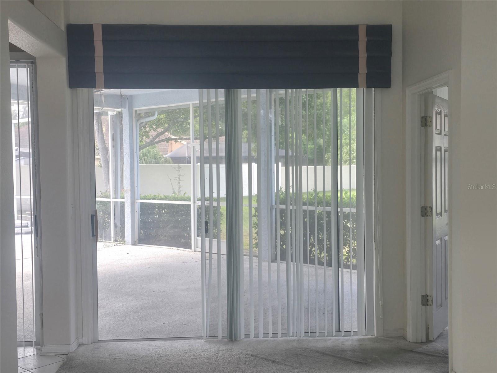 Listing photo id 30 for 13417 Iola Drive