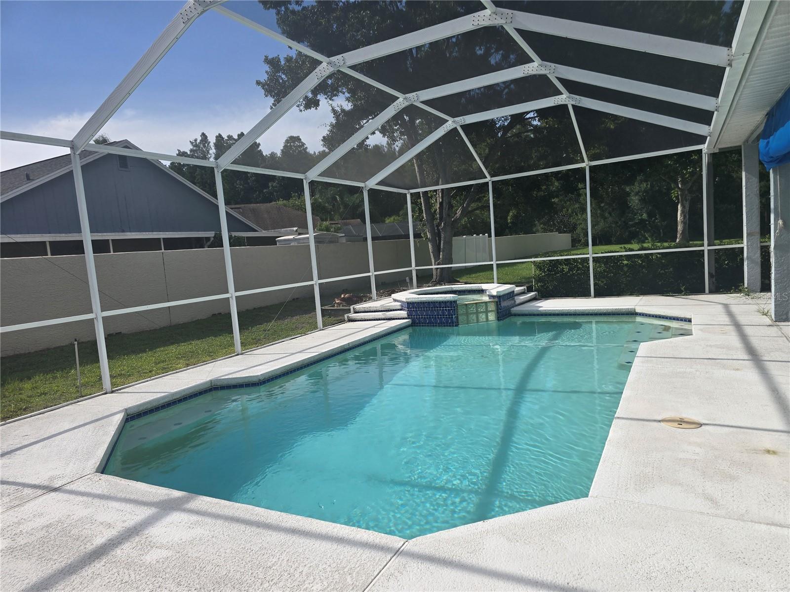 Listing photo id 42 for 13417 Iola Drive