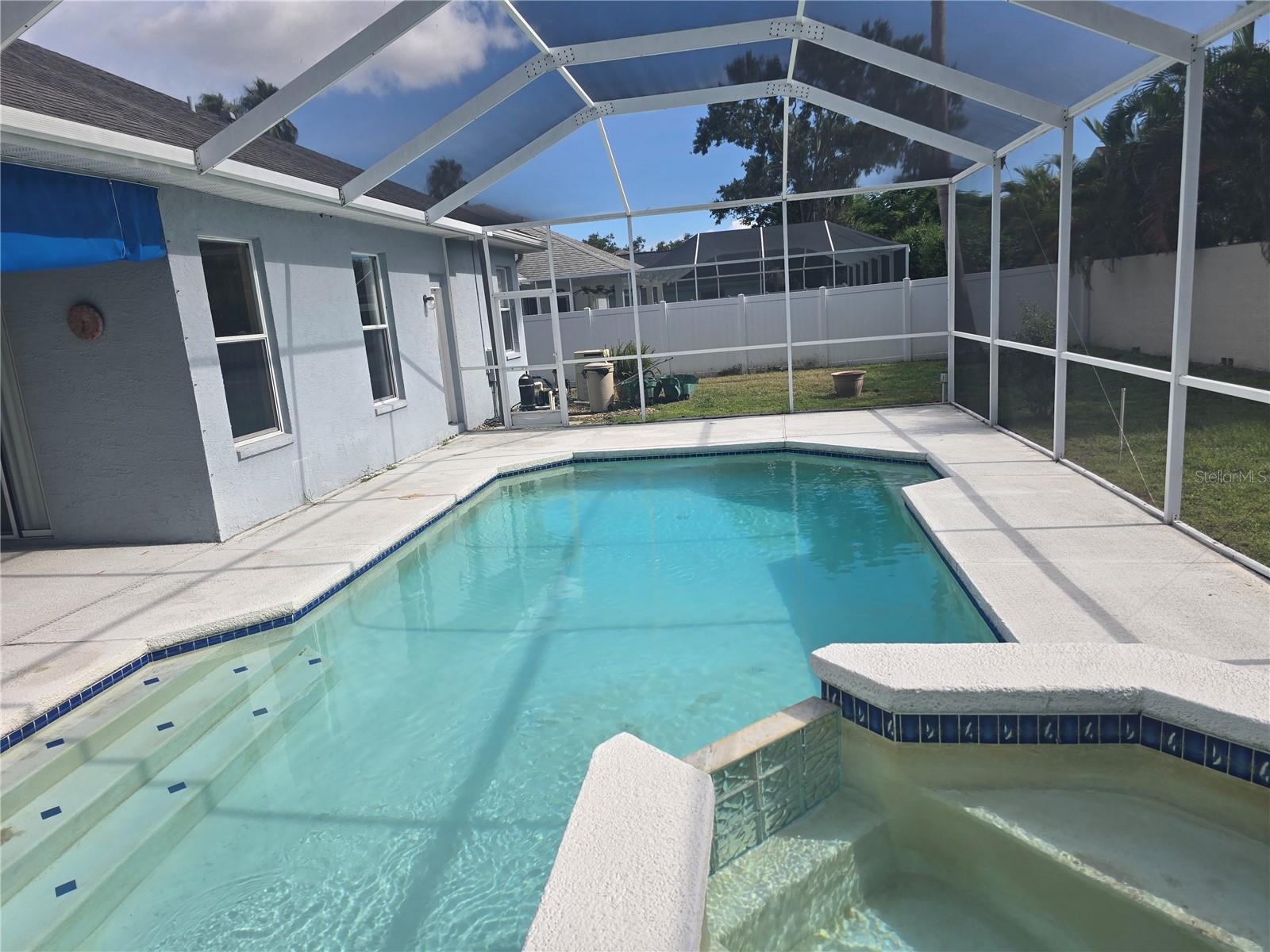 Listing photo id 47 for 13417 Iola Drive
