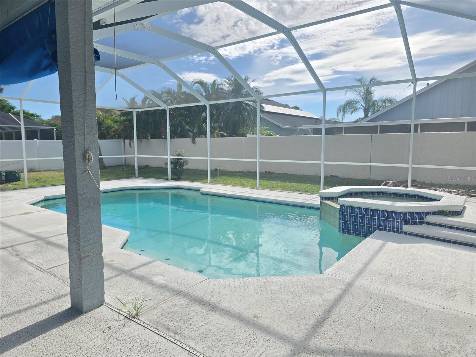 Listing photo id 49 for 13417 Iola Drive