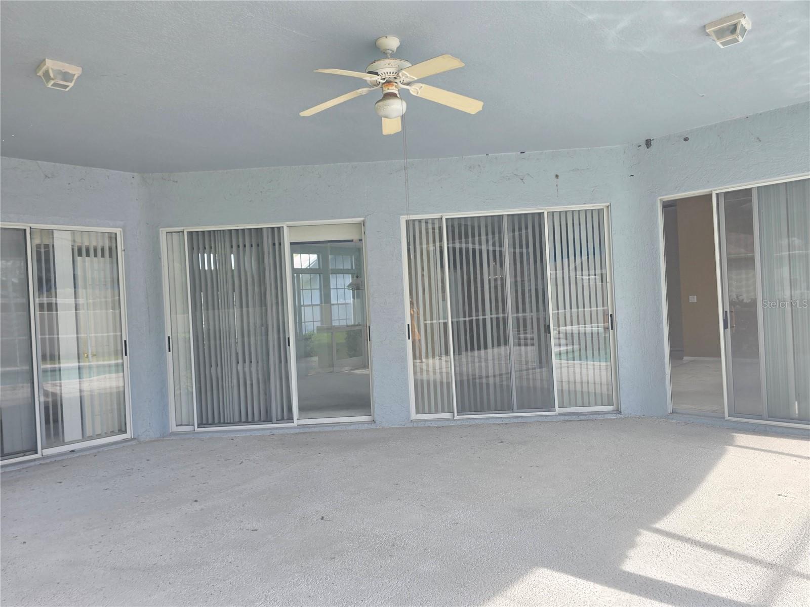 Listing photo id 51 for 13417 Iola Drive
