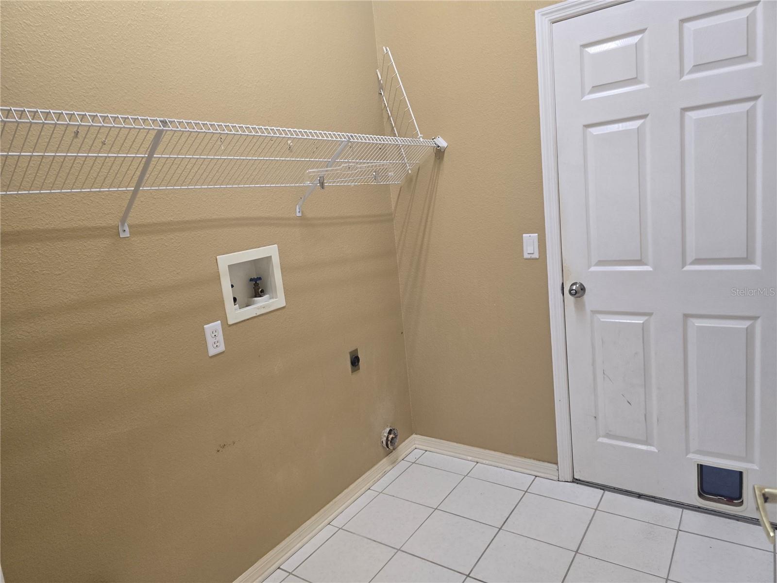 Listing photo id 54 for 13417 Iola Drive