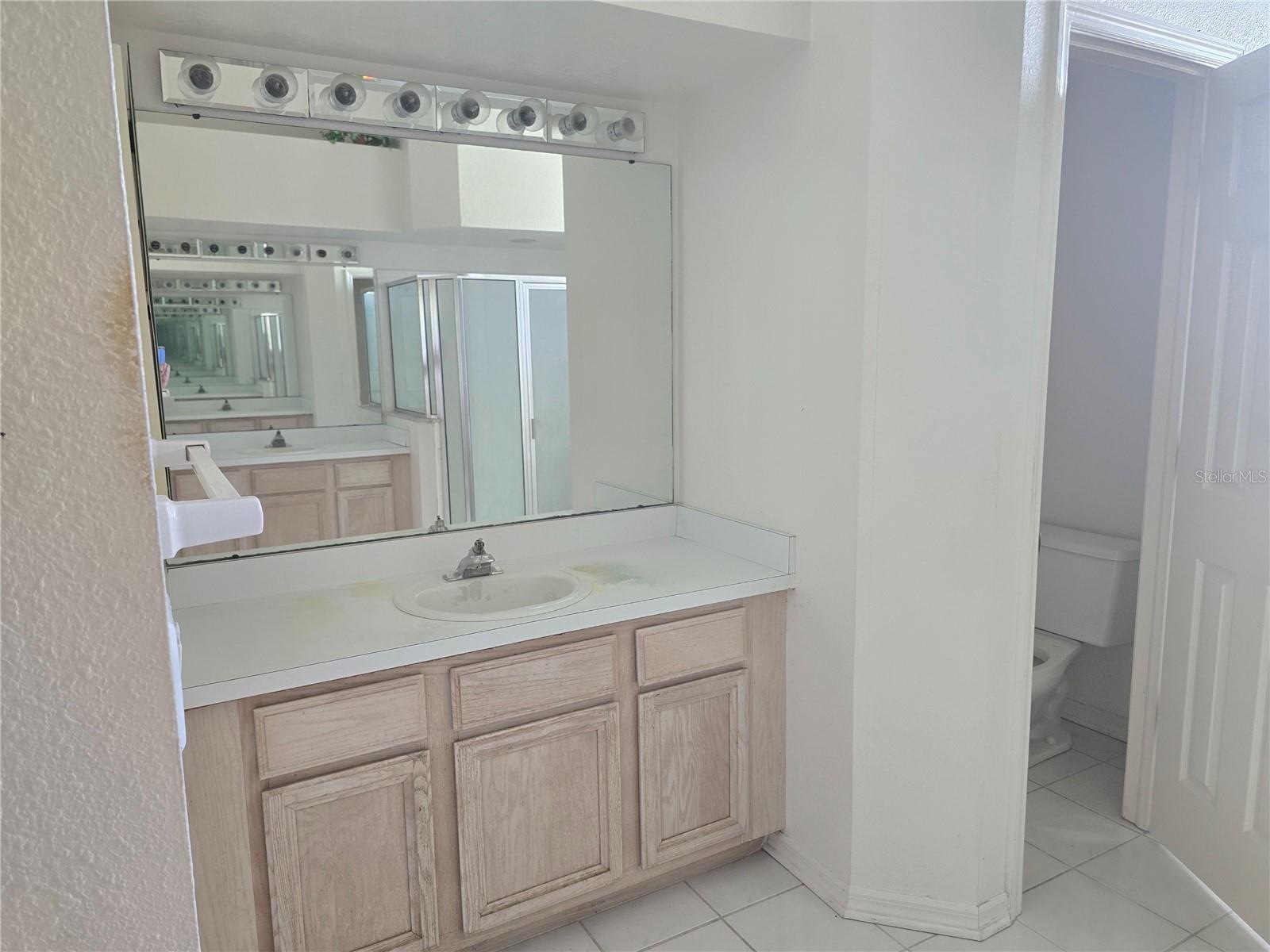 Listing photo id 63 for 13417 Iola Drive