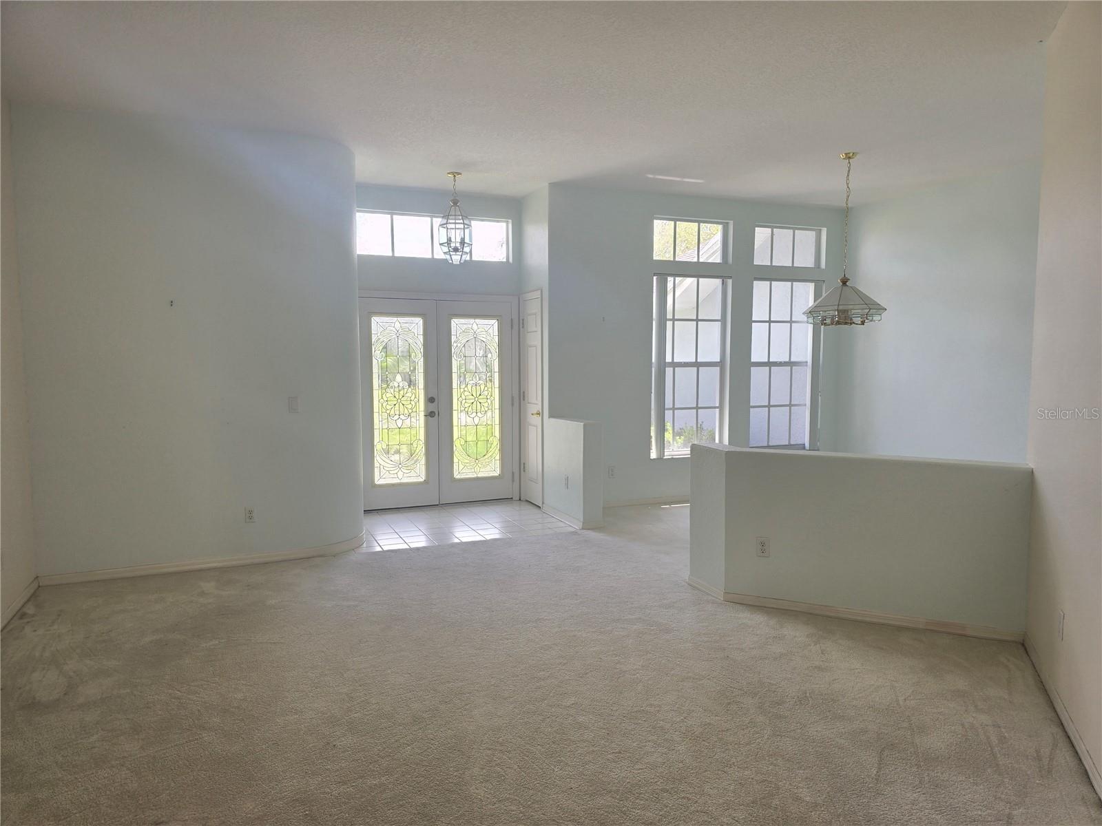 Listing photo id 7 for 13417 Iola Drive