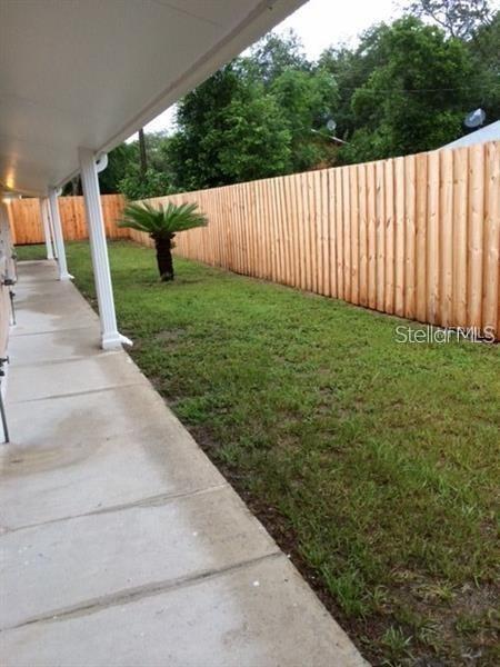 Listing photo id 2 for 5543 Cheyenne Drive