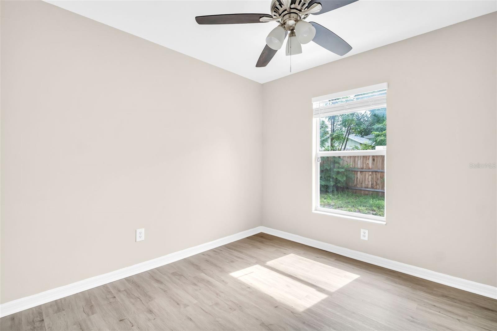 Image 15 of 51 For 1430 29th Street S
