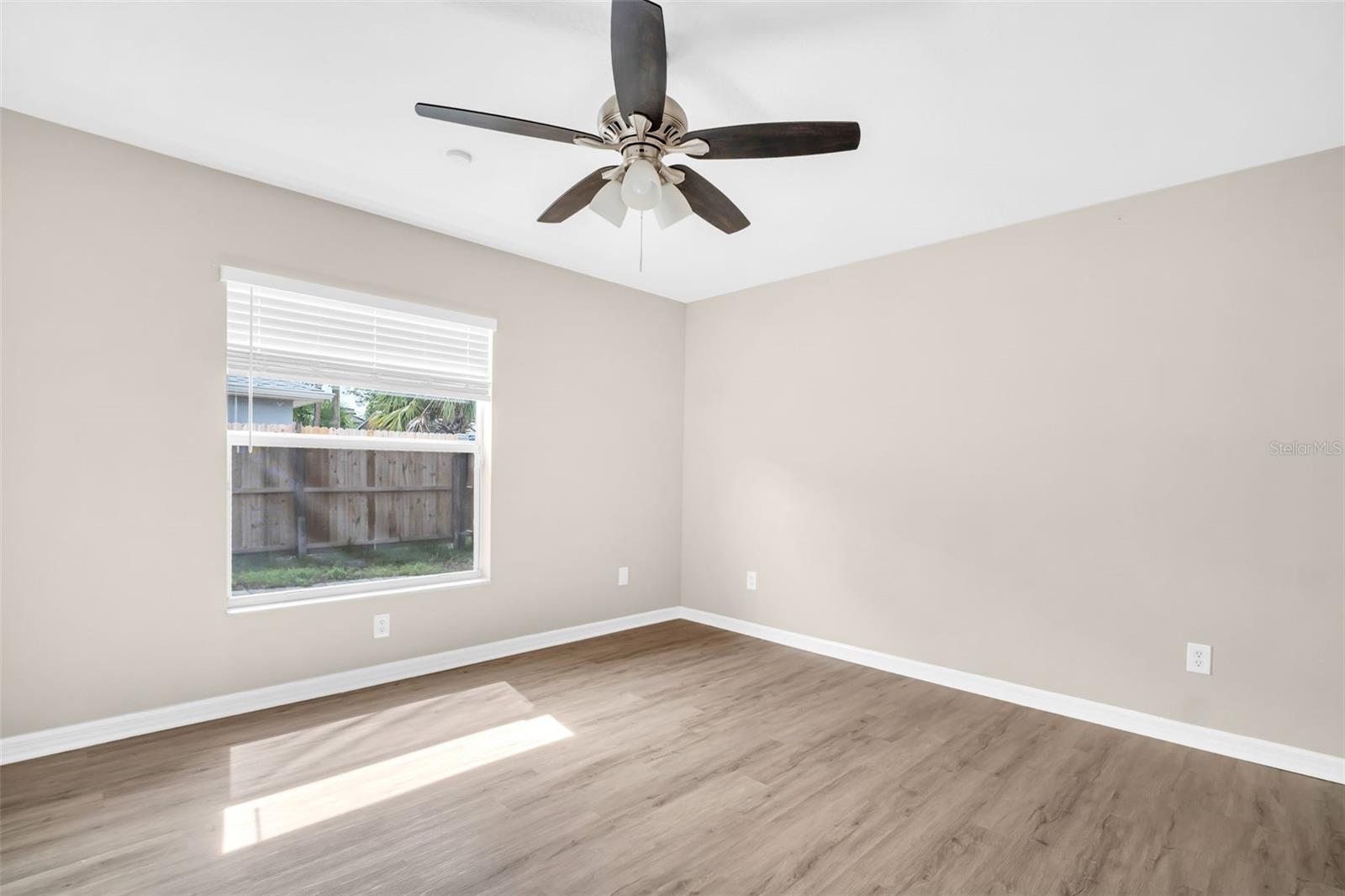 Image 9 of 51 For 1430 29th Street S