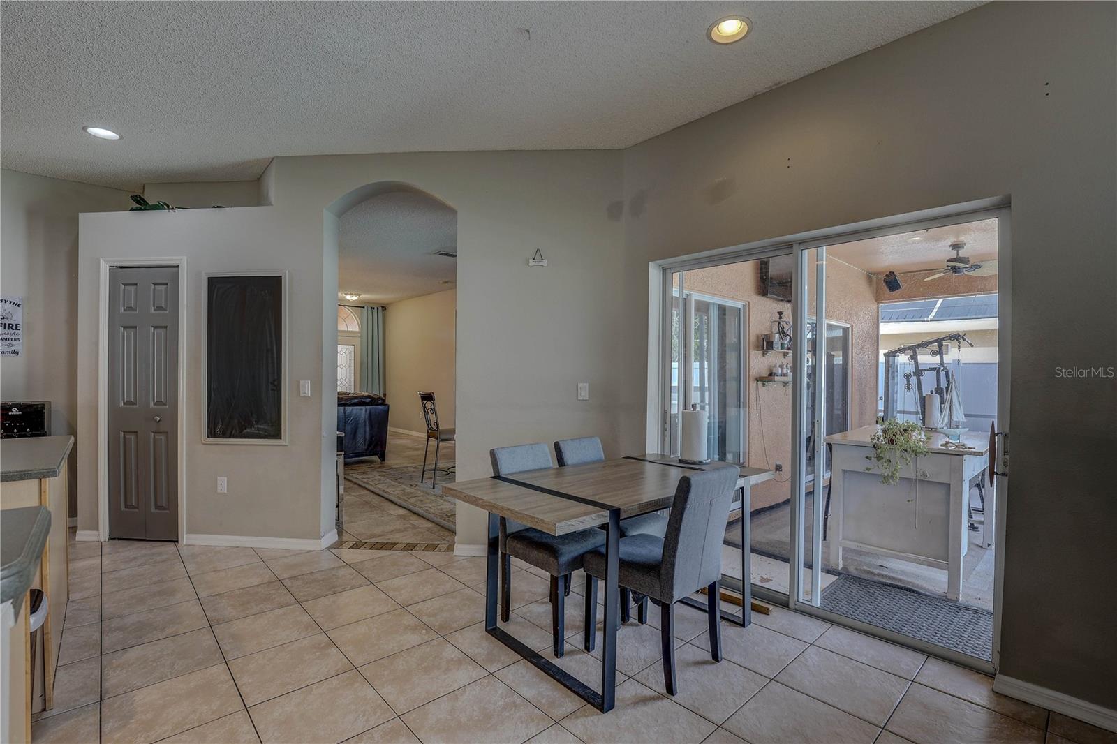 Image 16 of 71 For 2807 Banner Stone Court