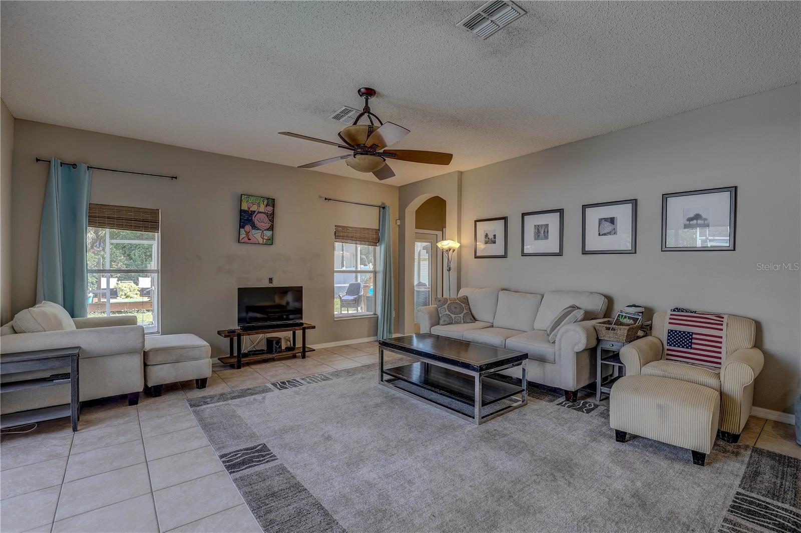 Image 18 of 71 For 2807 Banner Stone Court
