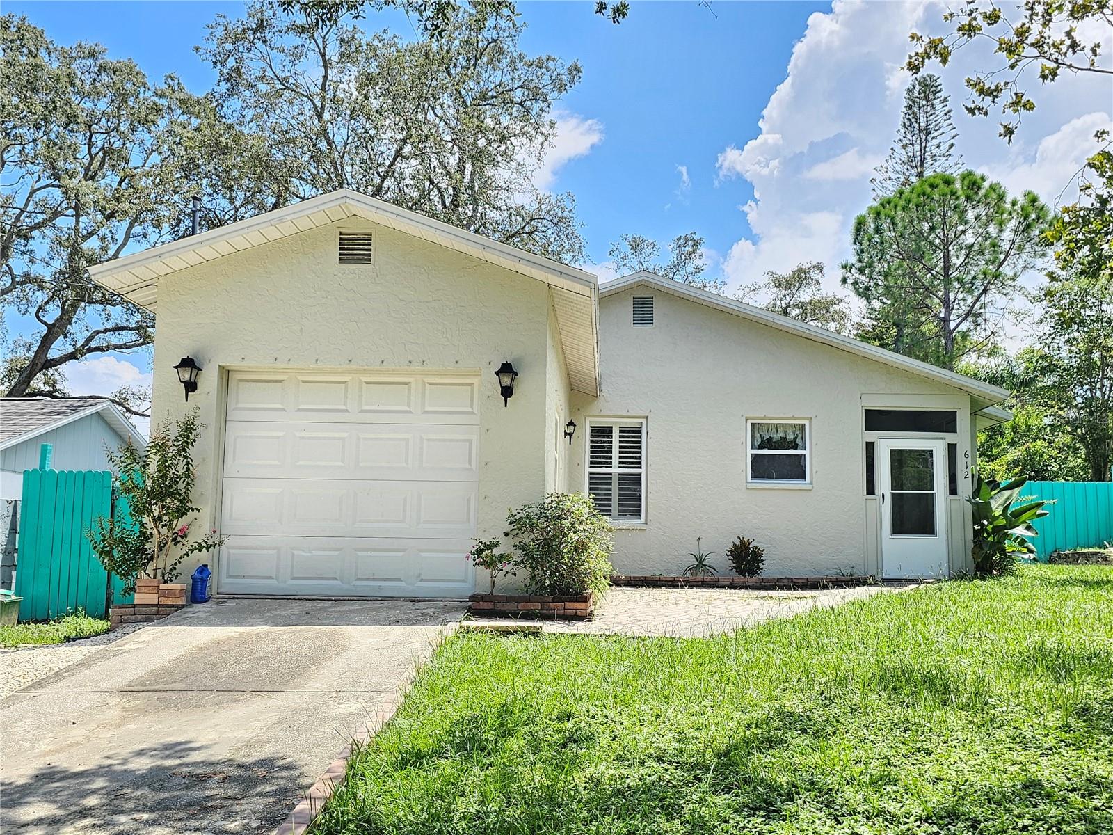 Details for 612 Boston Street, TARPON SPRINGS, FL 34689