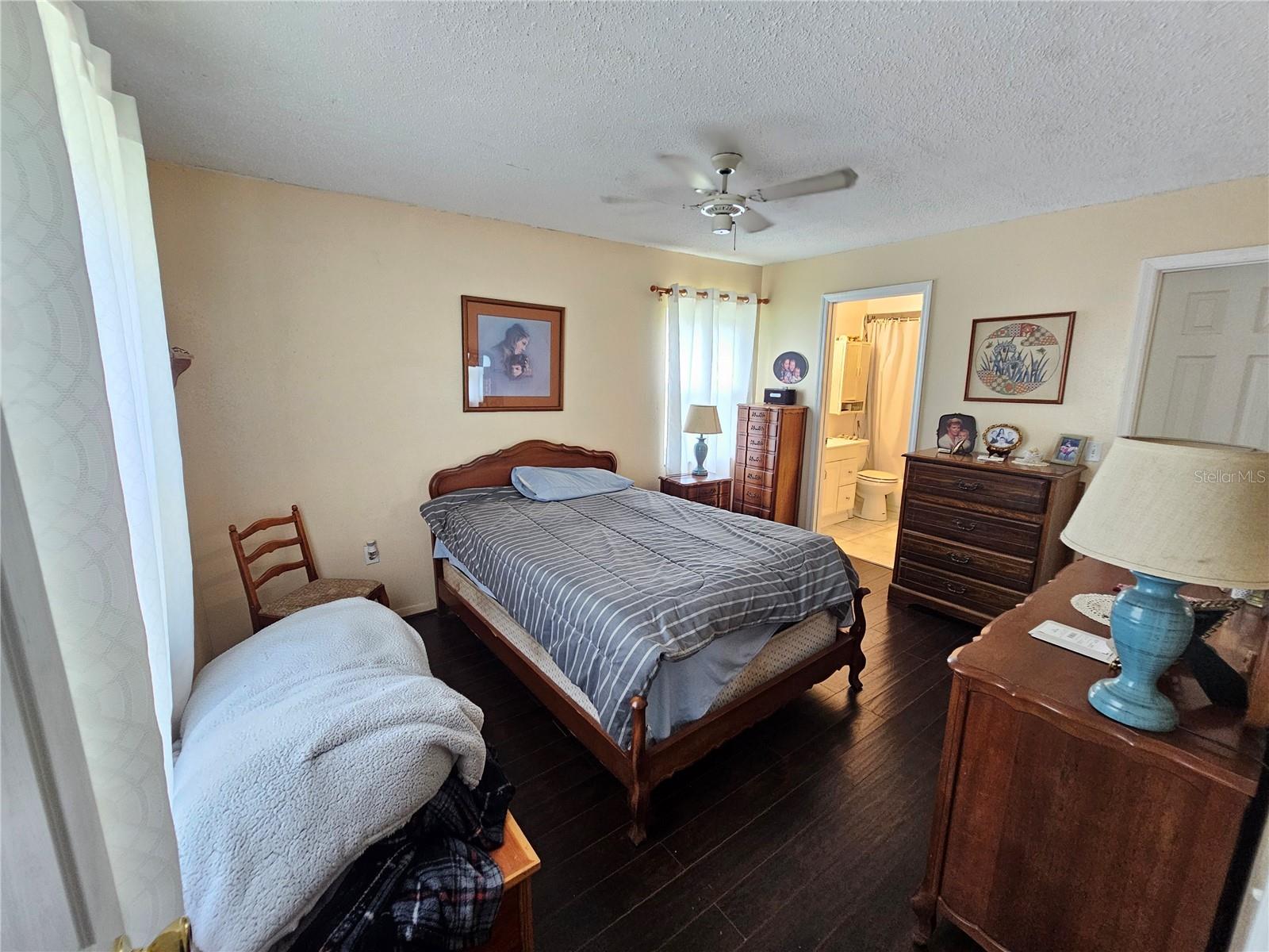 Image 11 of 15 For 612 Boston Street