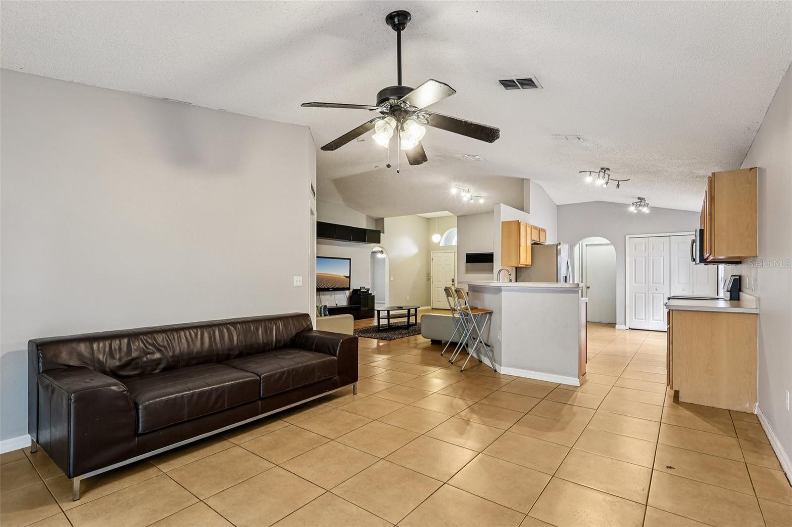 Image 11 of 33 For 4513 Willamette Circle