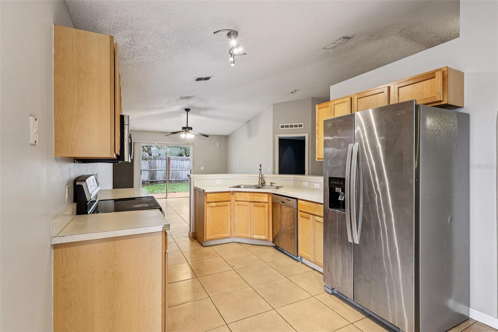 Image 15 of 33 For 4513 Willamette Circle
