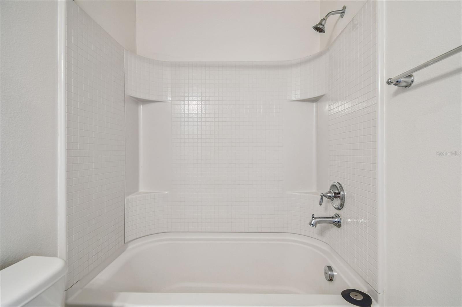 Image 22 of 41 For 4925 White Sanderling Court