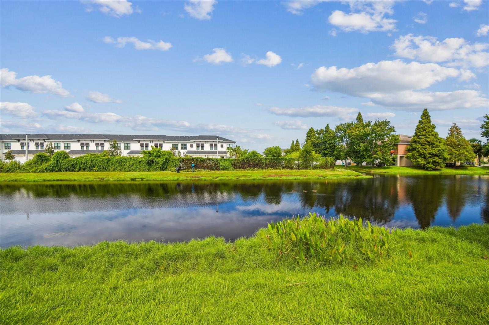 Image 32 of 41 For 4925 White Sanderling Court